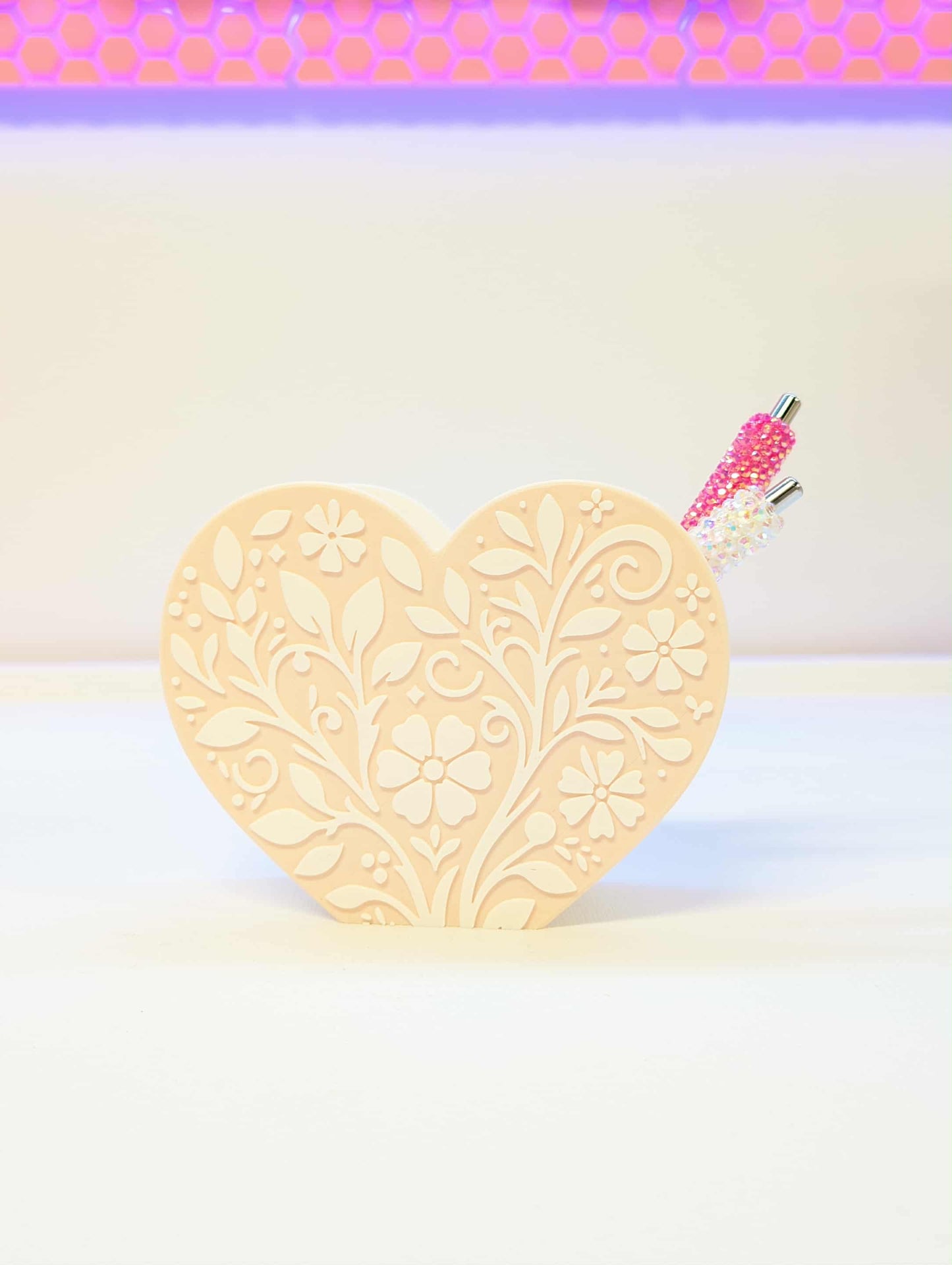 Heart Motif Pen Holder: 3D Printable STL & 3MF File (Digital Download)