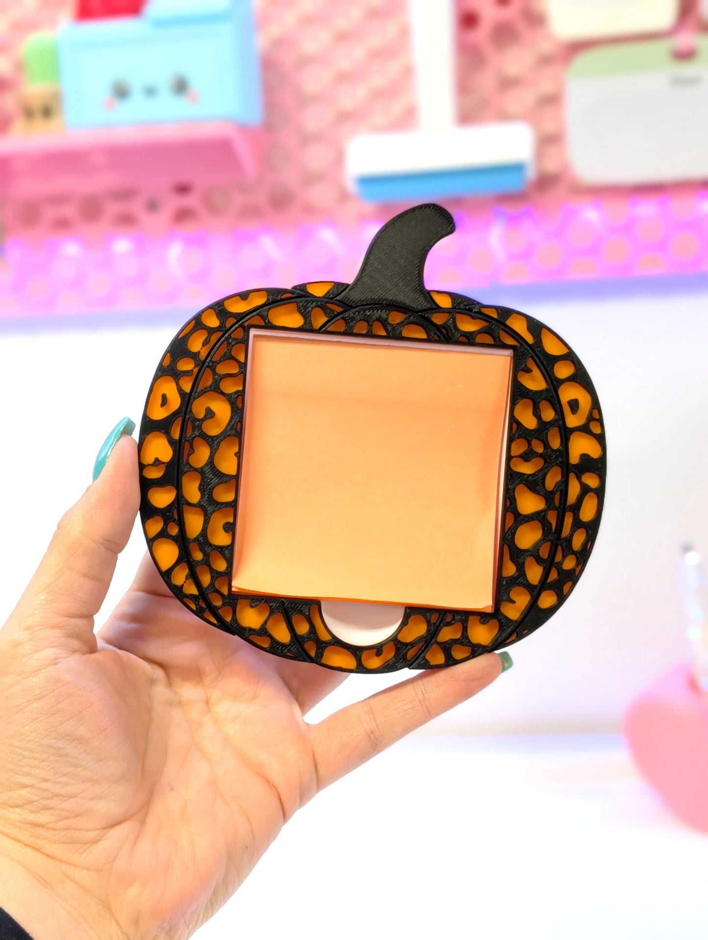 Cut In Leopard Print Pumpkin Sticky Note Holder - STL & 3MF - Digital Download
