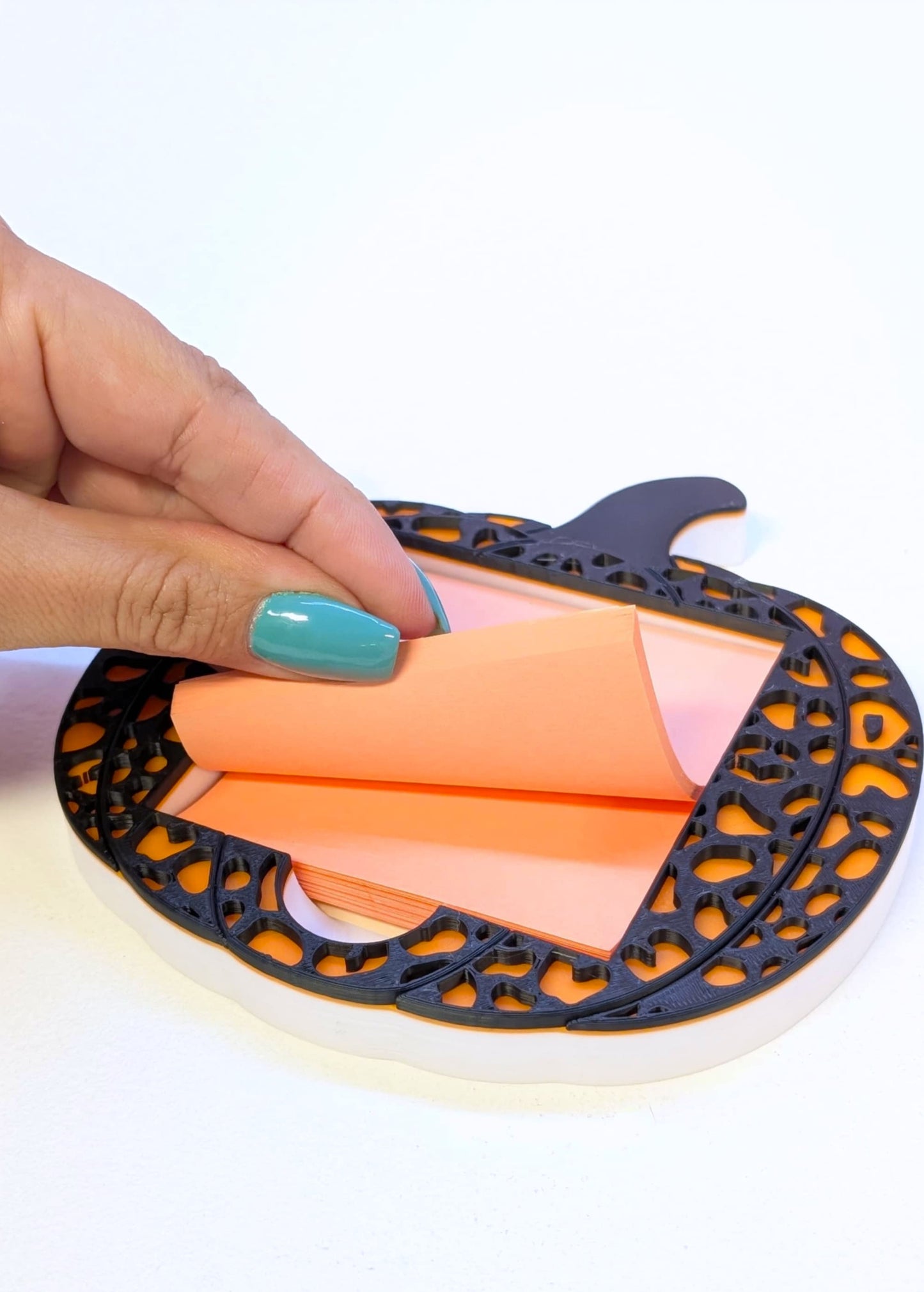 Cut In Leopard Print Pumpkin Sticky Note Holder - STL & 3MF - Digital Download