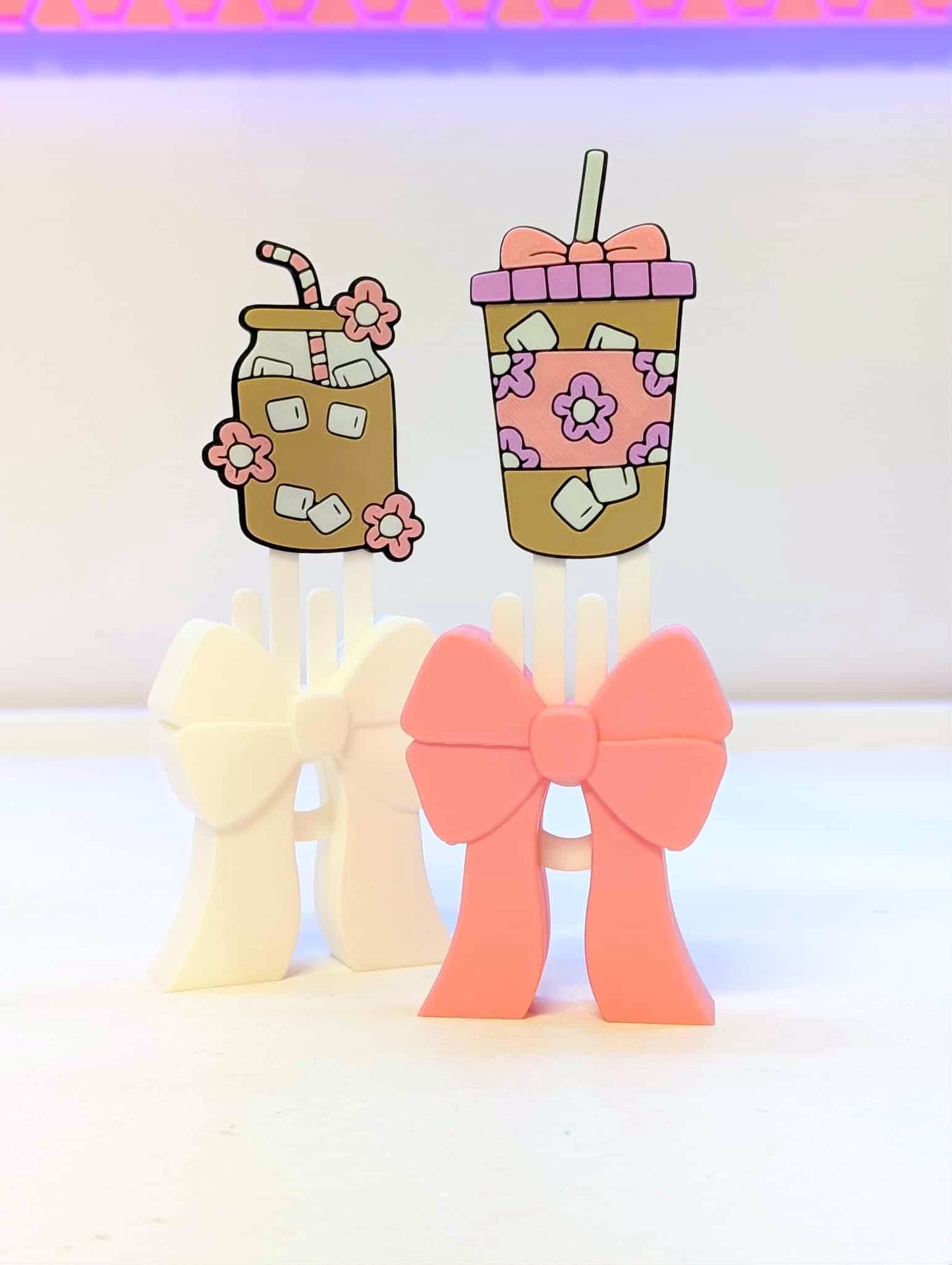 Coquette Bow Paper Clip Holder/Display 3D Print File (STL & 3MF Digital Download)