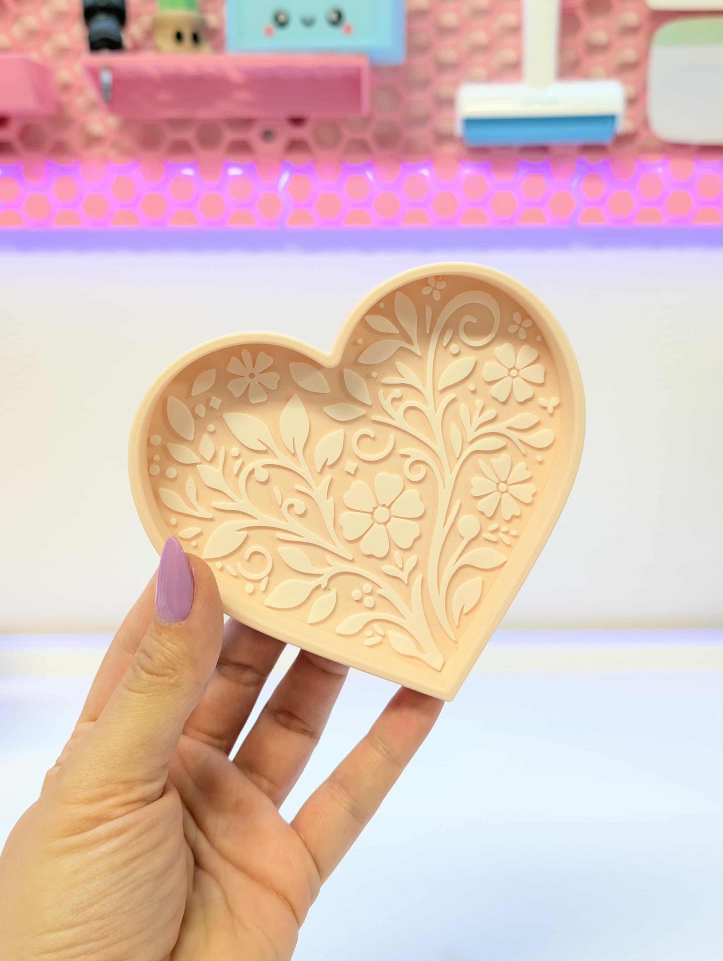 Heart Motif Trinket Dish 3D Print File – Desk Organization (Digital Download)