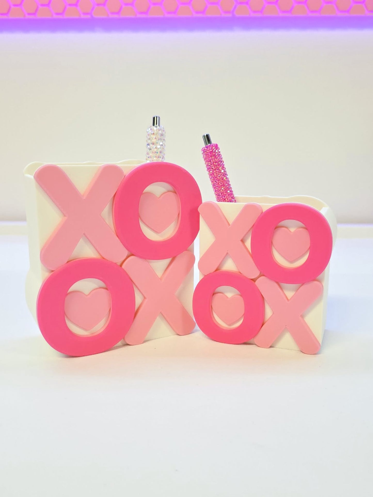 XO Hugs and Kisses Pen Holder: 3D Print STL & 3MF File (Digital Download)