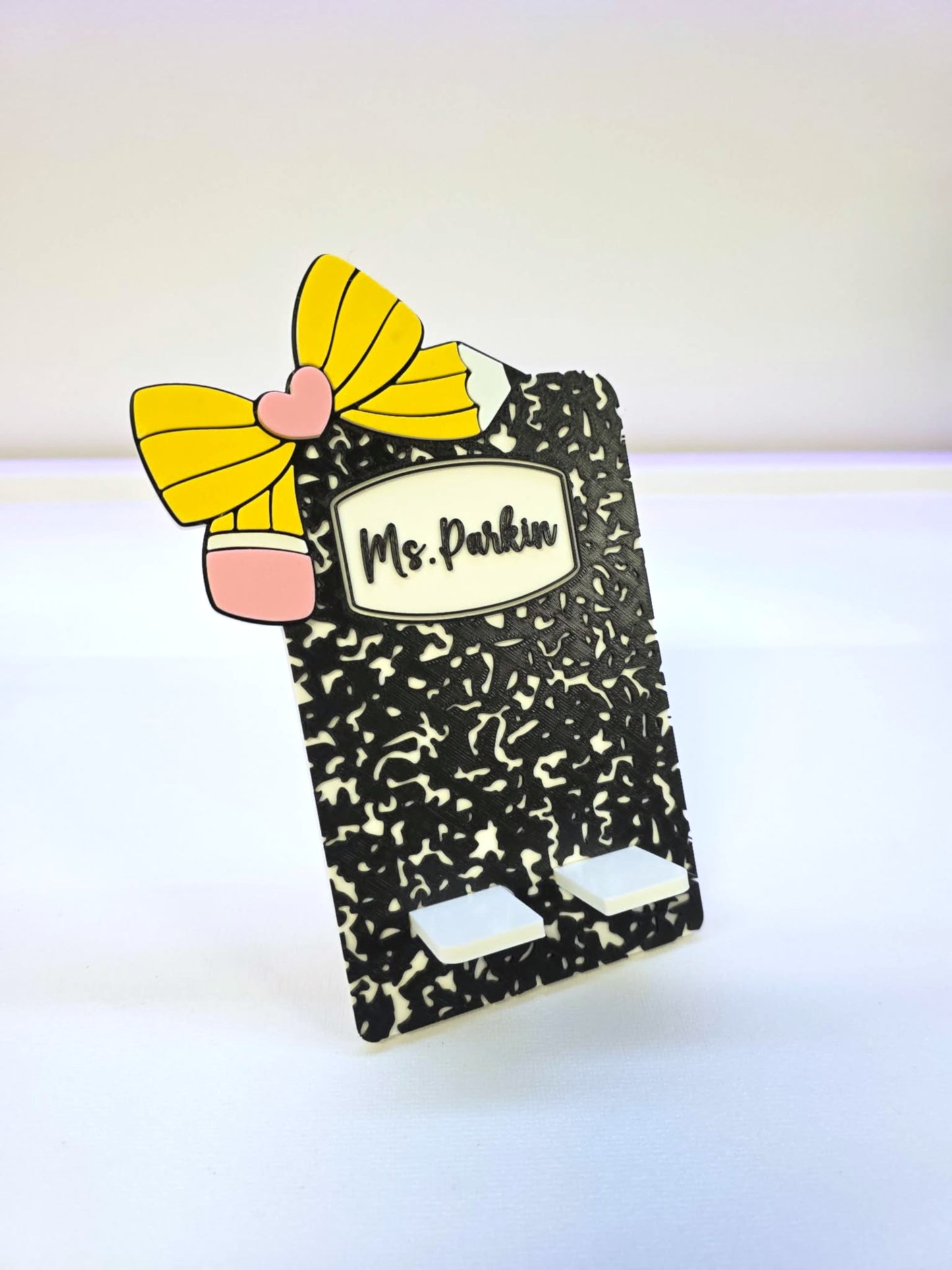 Editable Composition Pencil Bow Phone Holder 3D Print File (STL/3MF Digital Download)