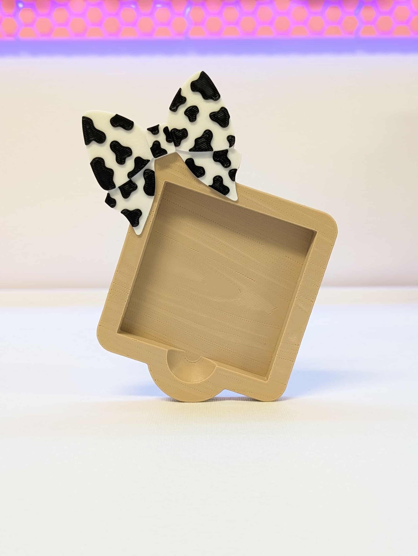 Cow Print Bow Wood Sticky Note Holder: 3D Print File (STL/3MF Digital Download)