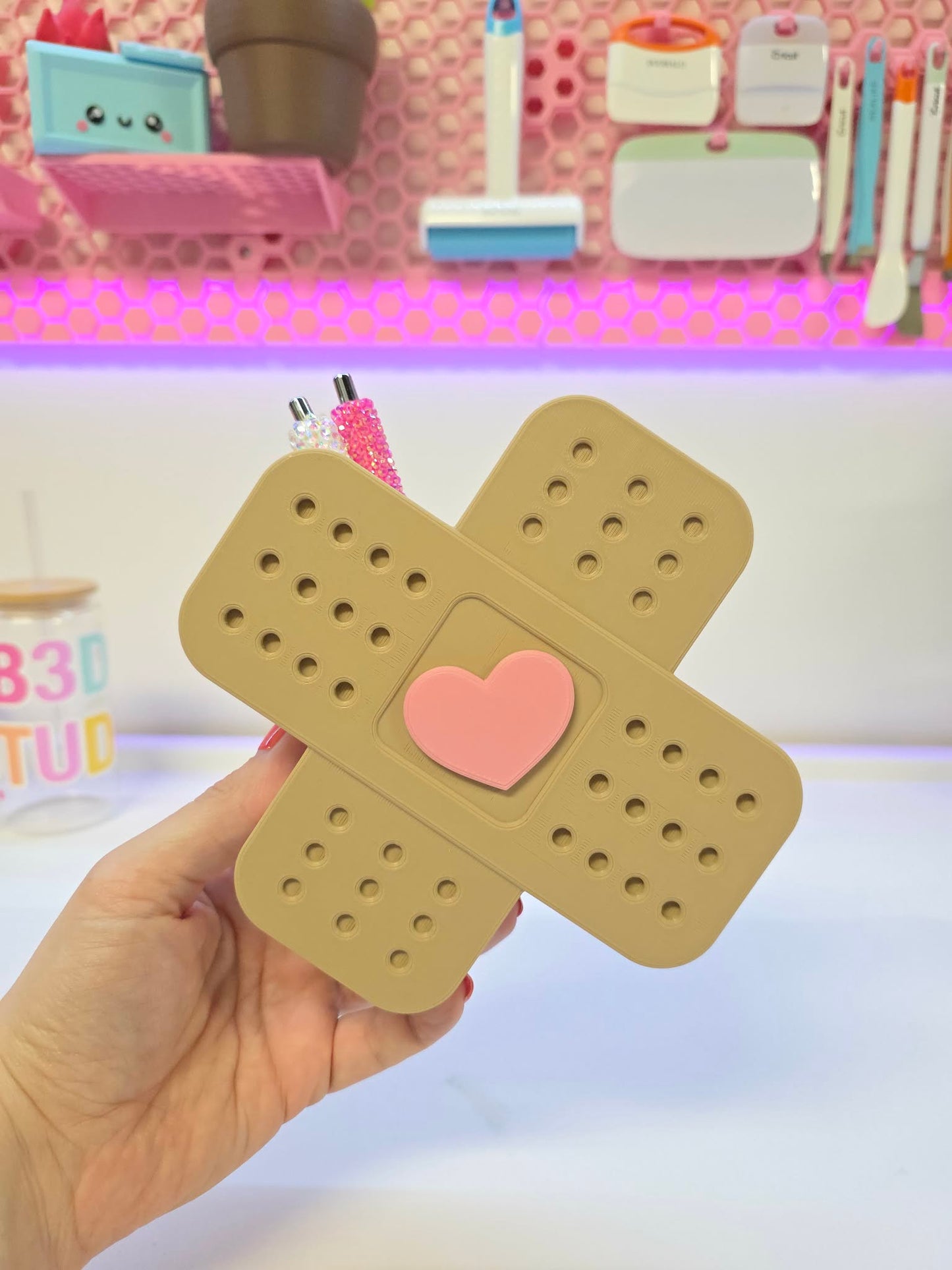 Heart Bandage Pen Holder: 3D Print STL & 3MF File (Digital Download)