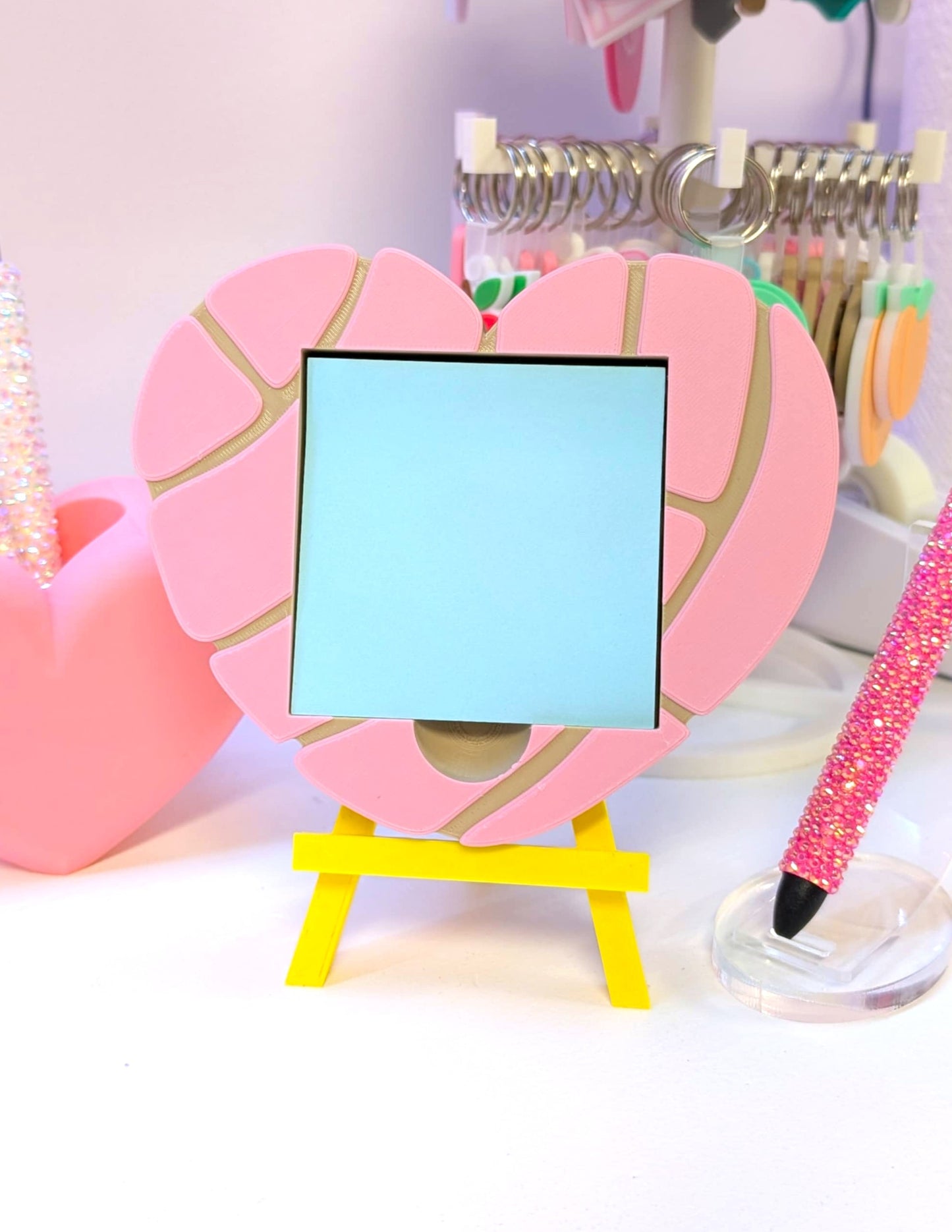 Concha Heart Sticky Note Holder - STL & 3MF - Digital Download