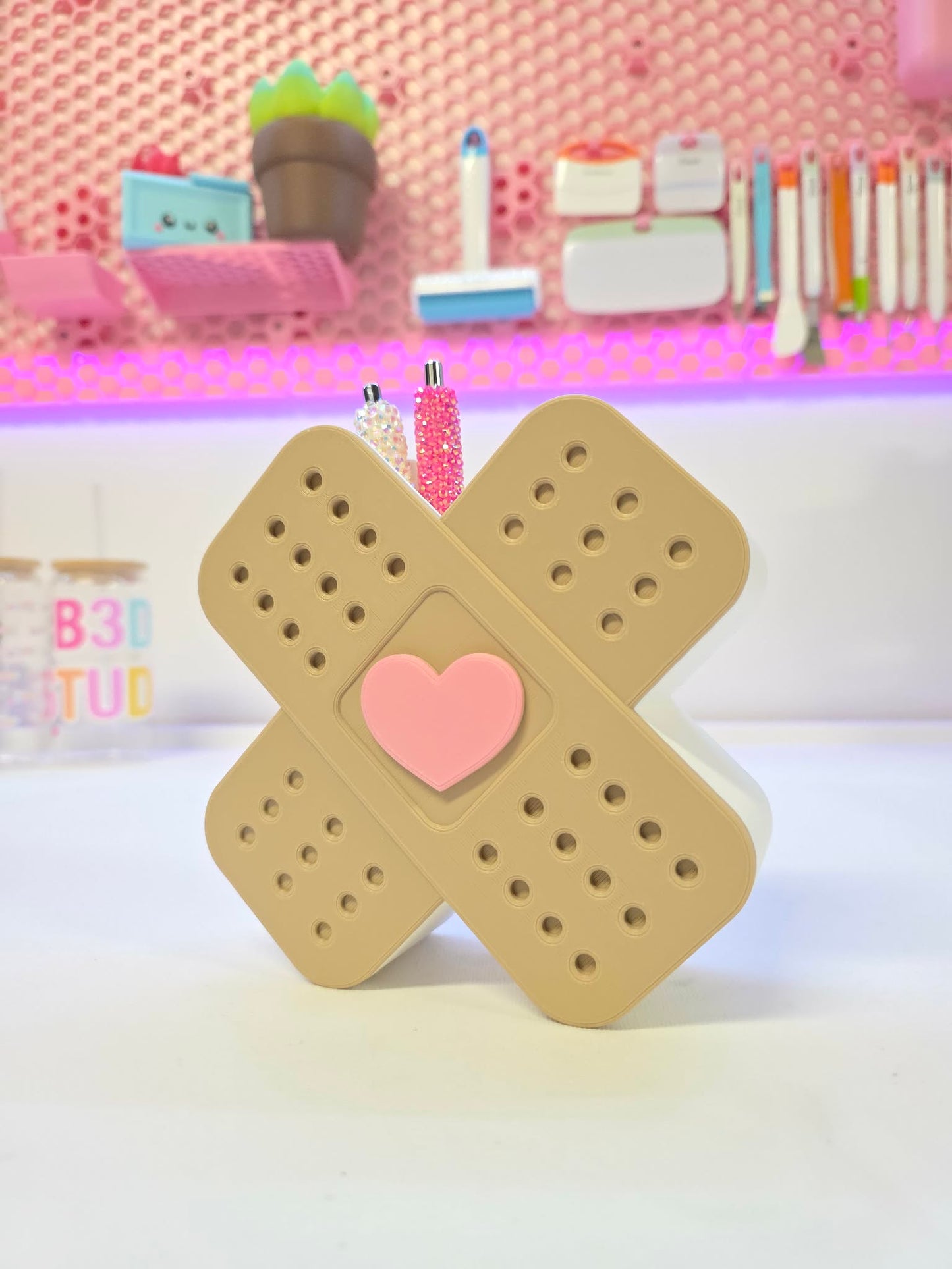 Heart Bandage Pen Holder: 3D Print STL & 3MF File (Digital Download)