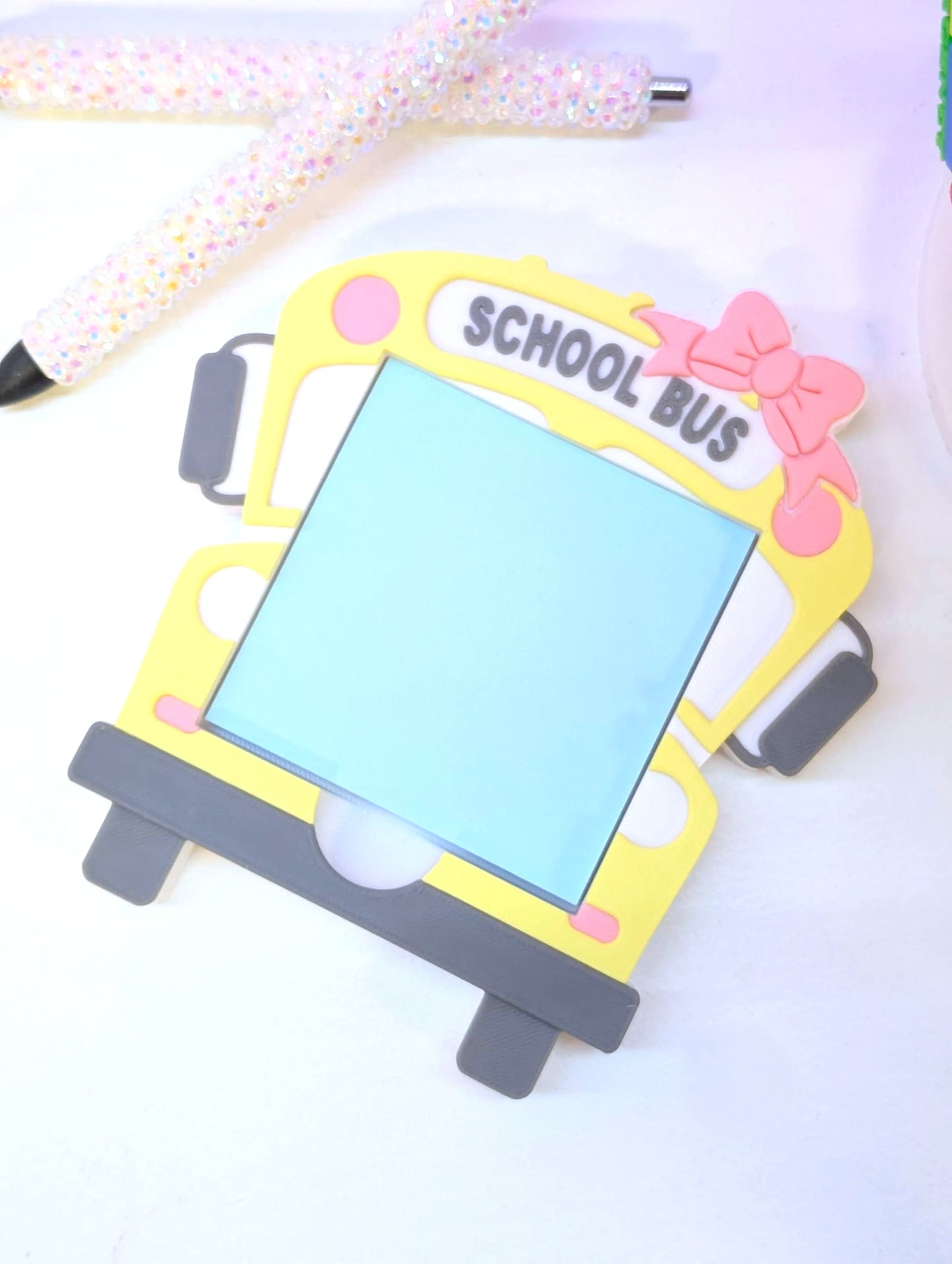 Bow School Bus Sticky Note Holder - STL & 3MF - Digital Download