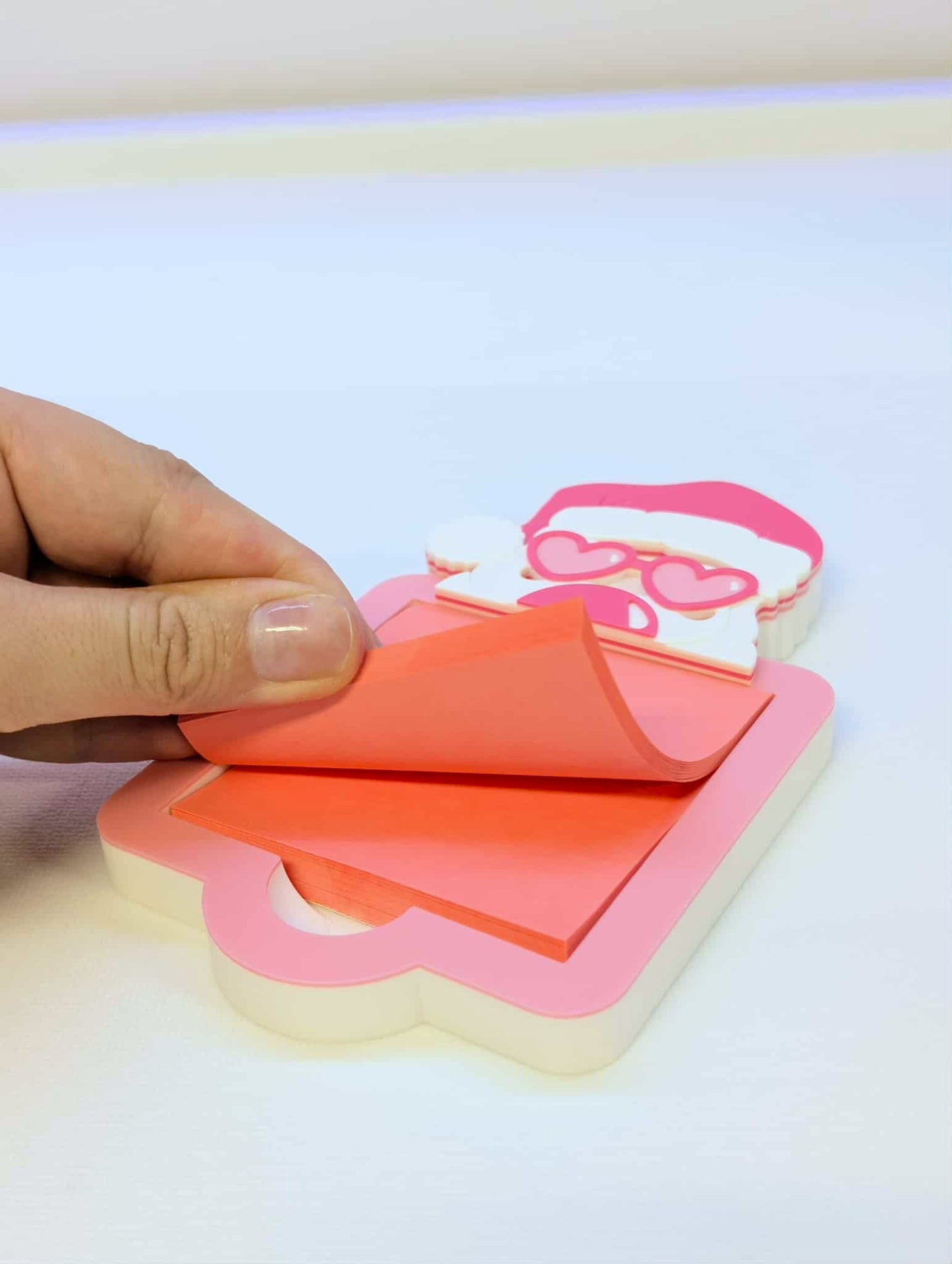 Sassy Santa Sticky Note Holder STL + 3MF File: 3D Printable (Digital Download)