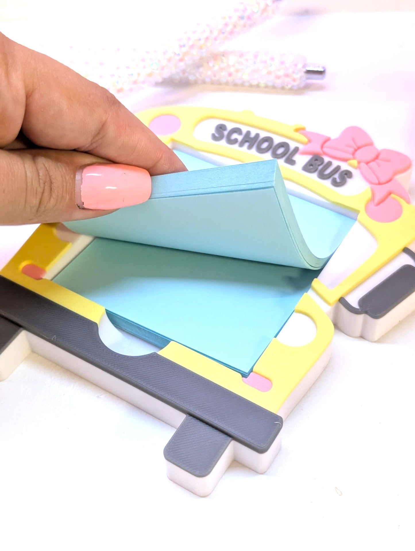 Bow School Bus Sticky Note Holder - STL & 3MF - Digital Download